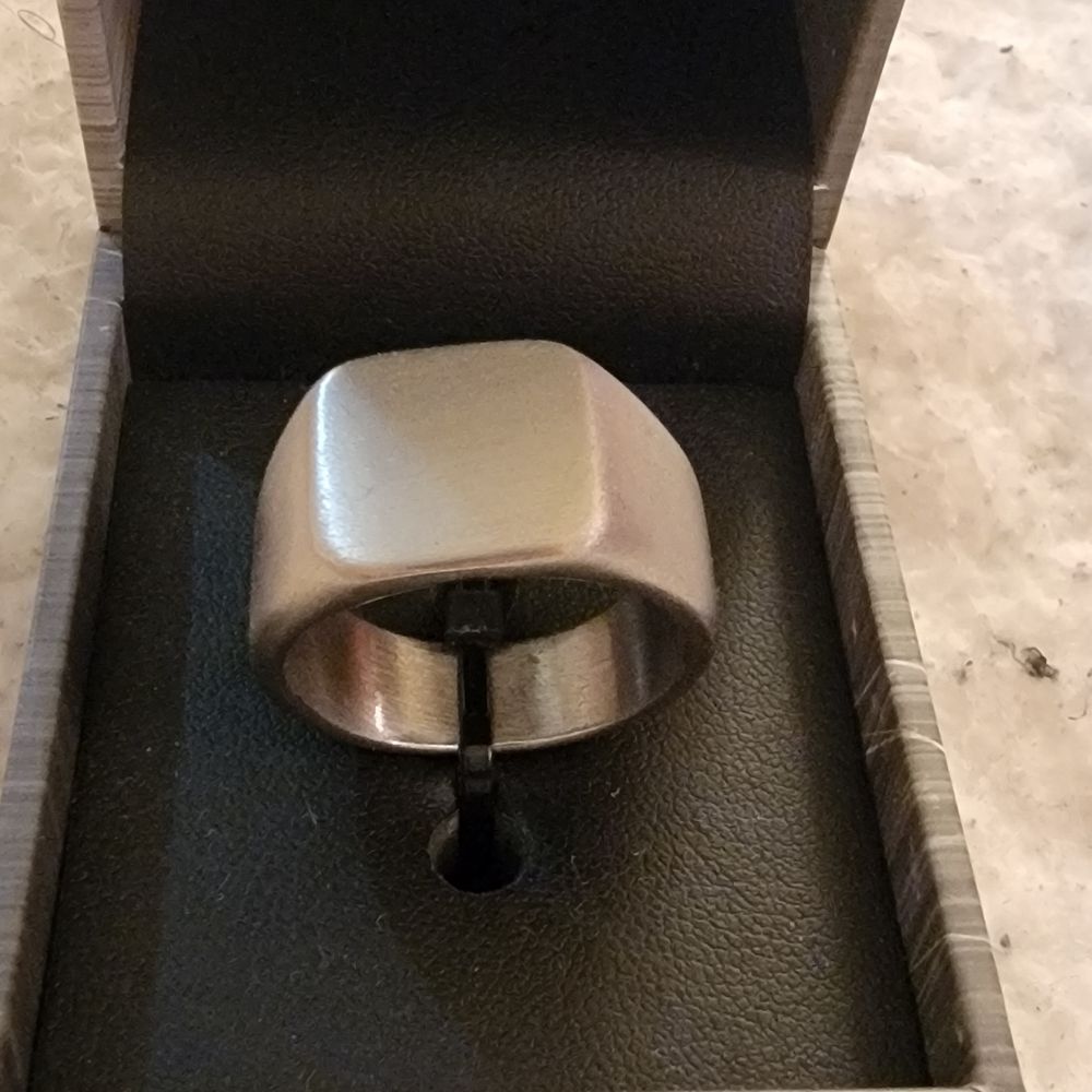 🆕️💍Iron Saints Stainless Steel Signet Ring, Sz 9/10